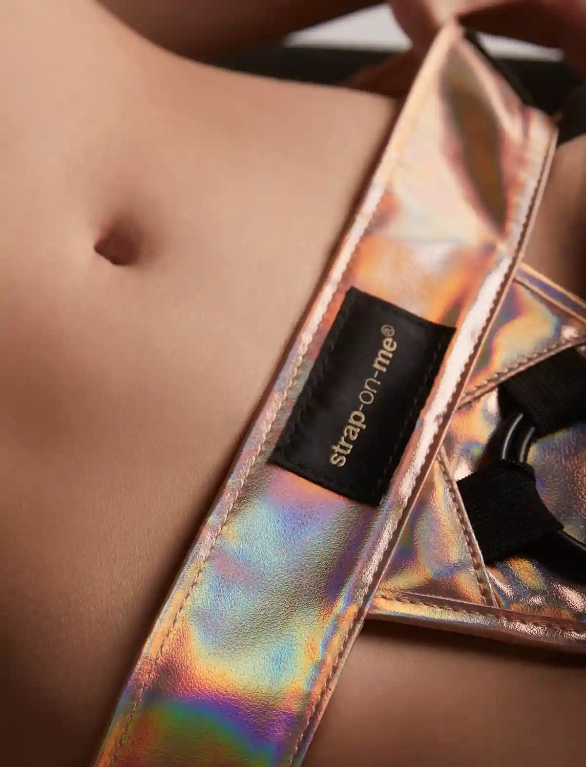 Faux leather harness Strap-on-Me Curious Holographique Rose Gold design with adjustable fit for comfortable and stylish wear
