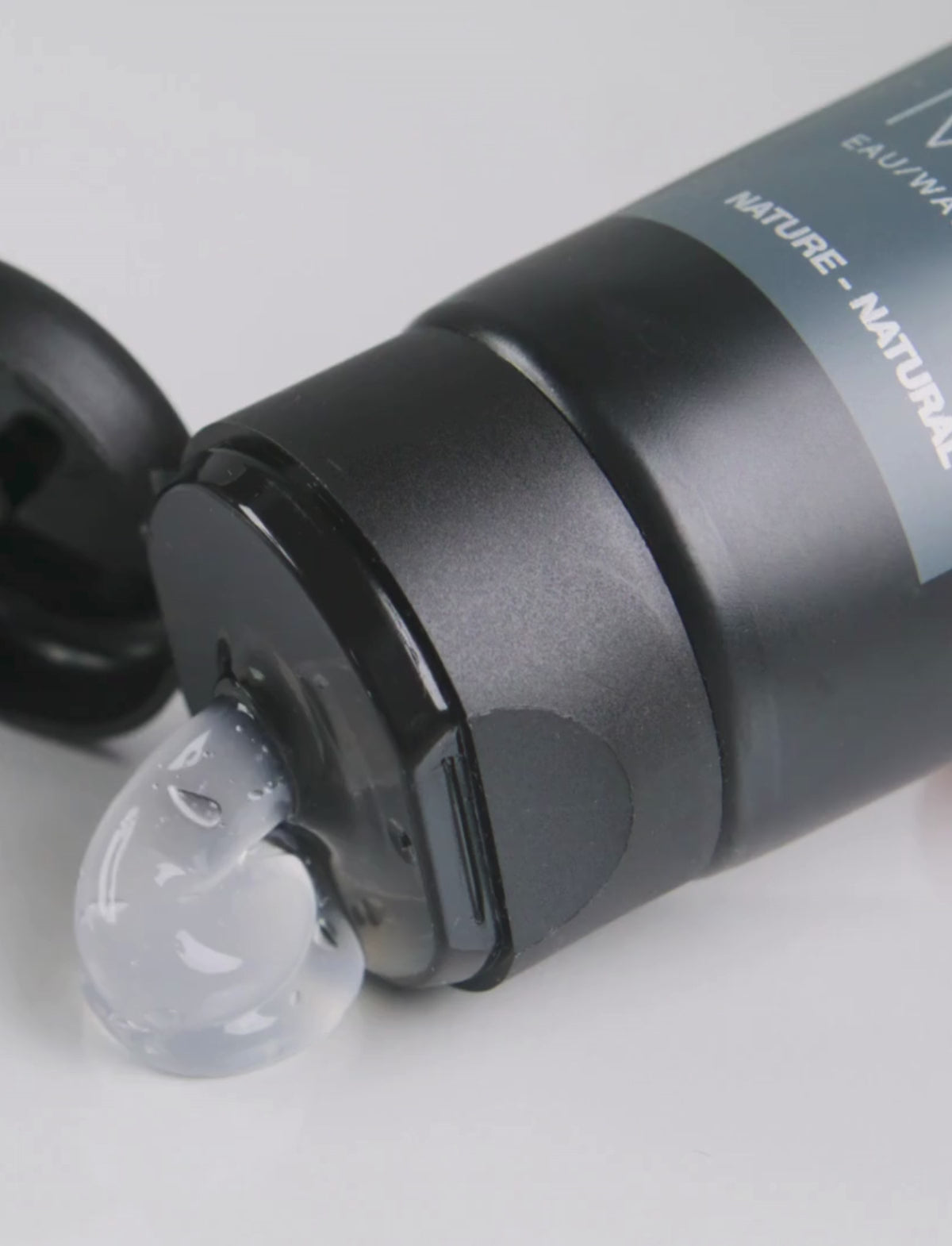 Mixgliss Max lubricant gel texture video